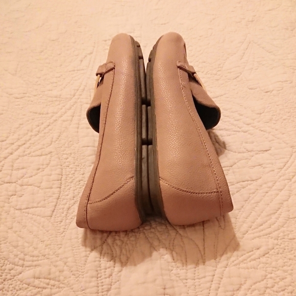 Women's Calvin Klein Lira loafers. Size 7 - Picture 16 of 16